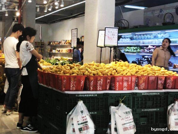 商超门店摆台、地堆